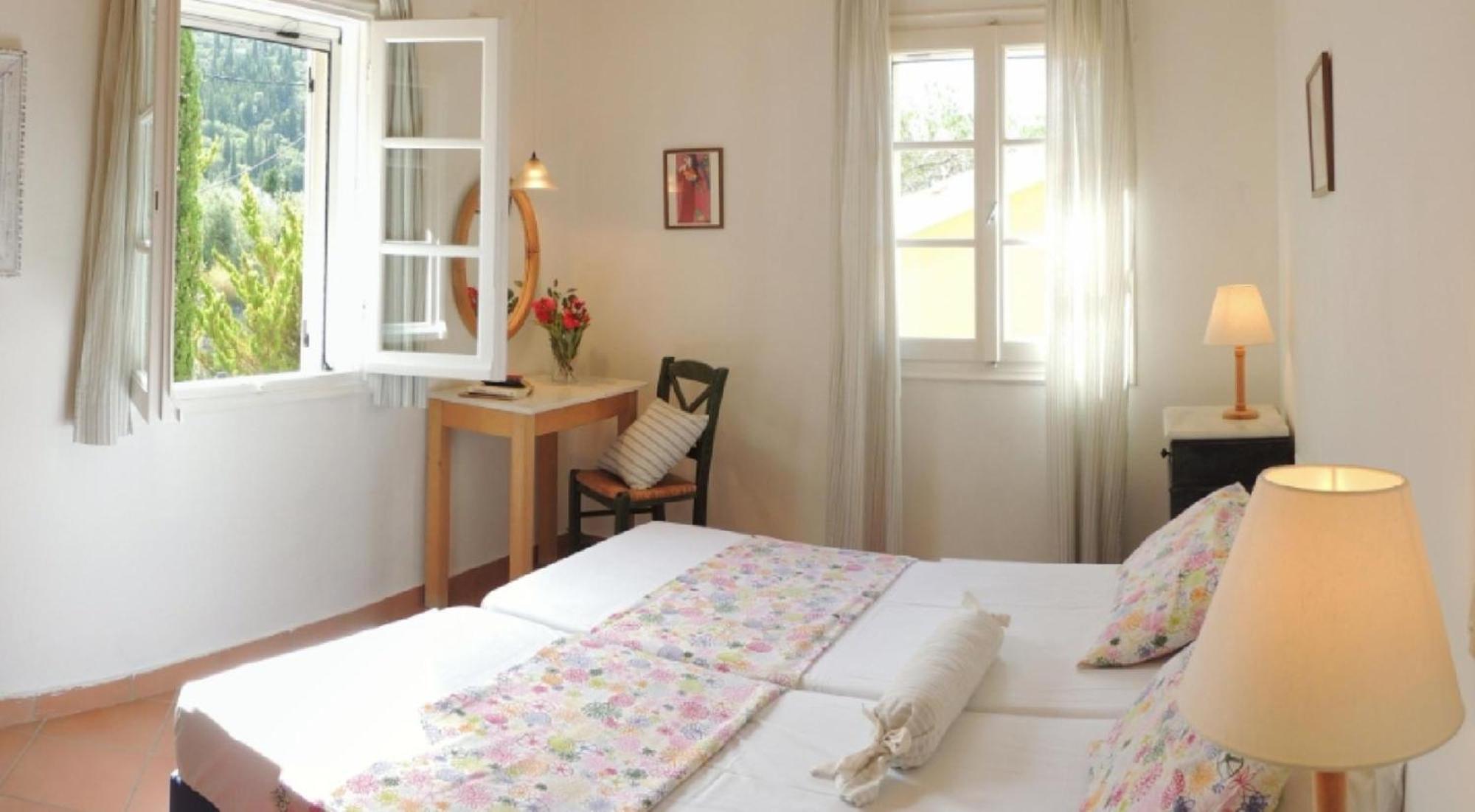 Agios Nikitas Villas Esterno foto